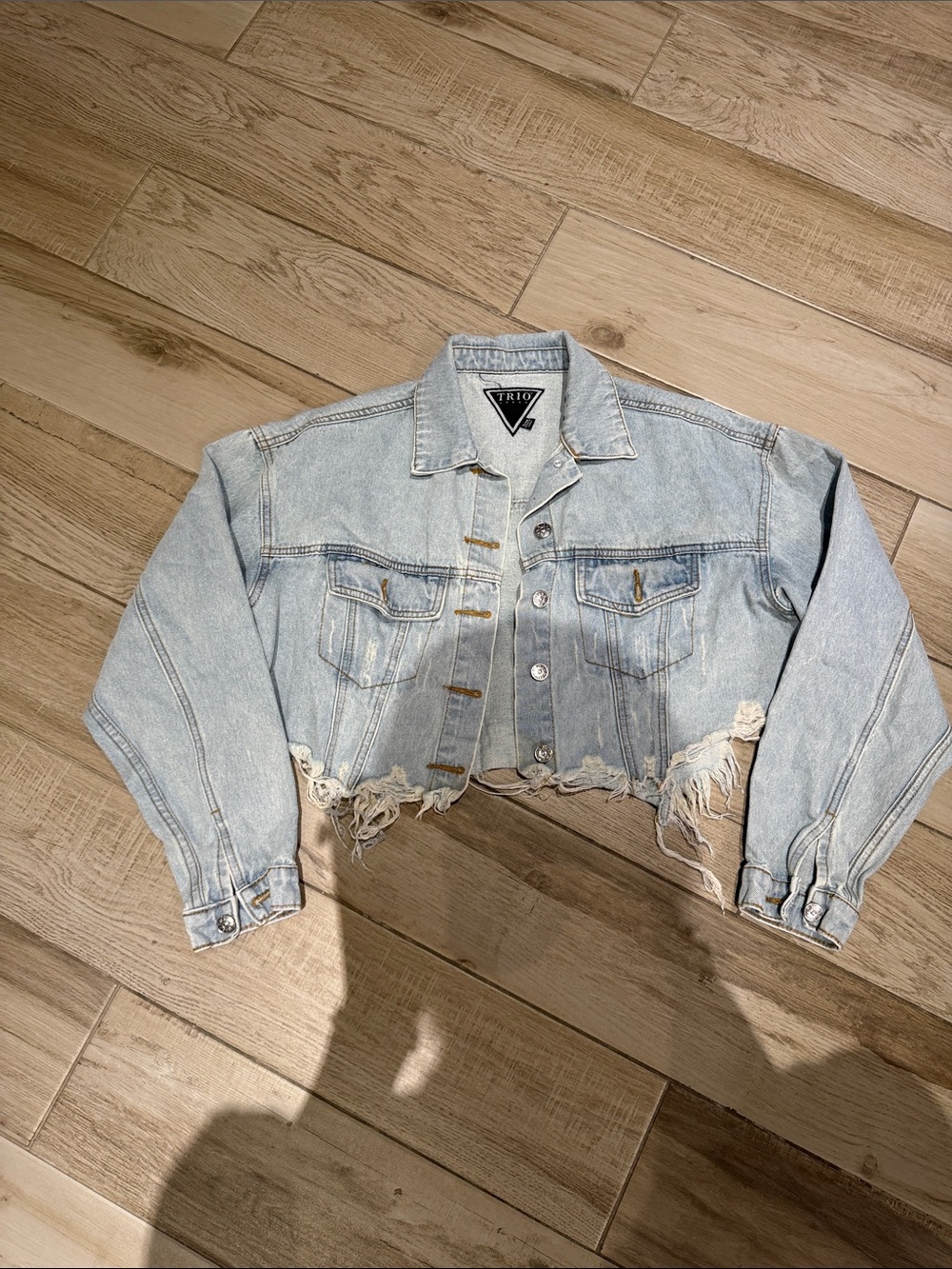 Trio Urban Light Wash Distressed Cropped Denim Jacket - Light Blue